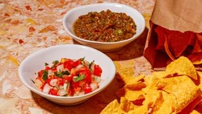 CHIPS & SALSA