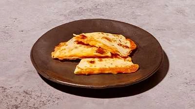 NIÑO QUESADILLA